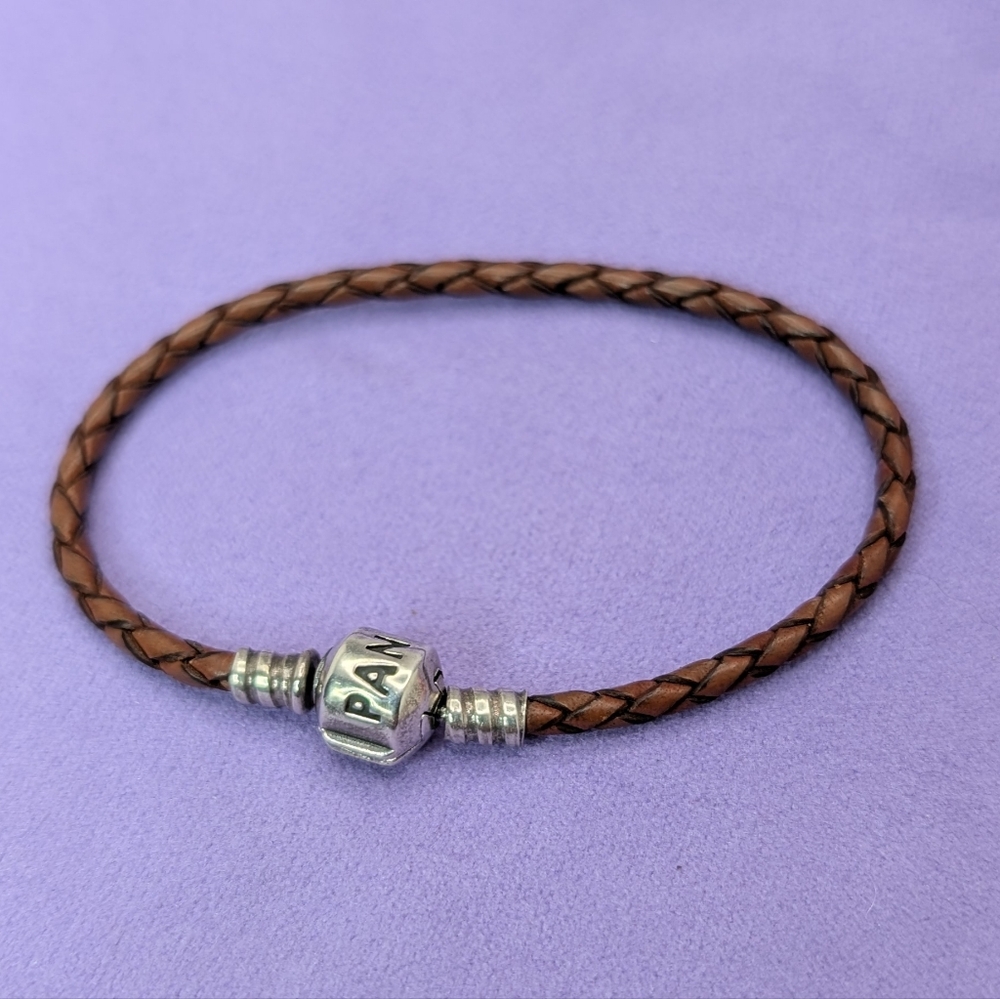 Pandora Single Leather Bracelet- 7"